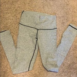 Lululemon Athletica Wunder Under leggings
